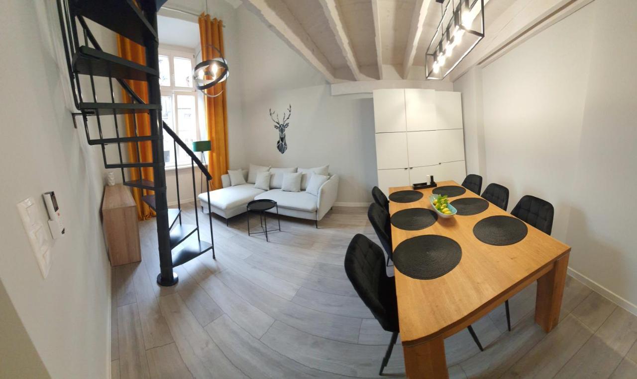 Apartamenty Marzen Еленя-Гура Экстерьер фото